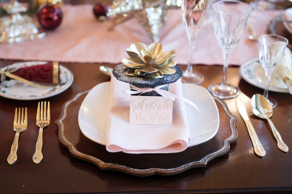 New Year's Wedding | Gold succulent  | The Day's Design