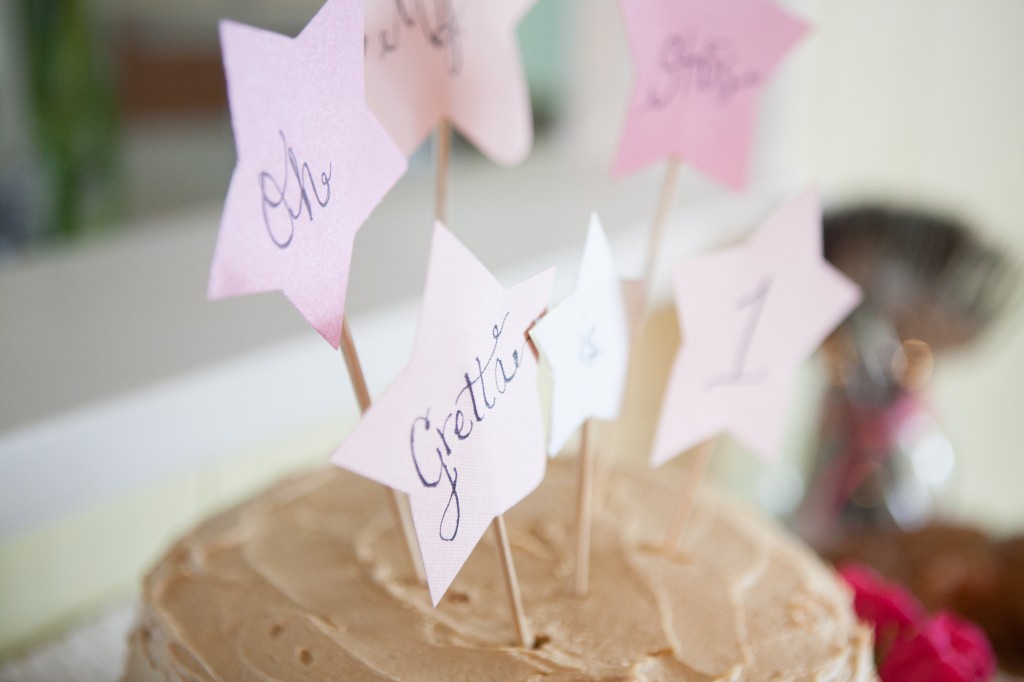 Oh My Stars DIY Cake Topper | The Day's Design | Hetler Photography