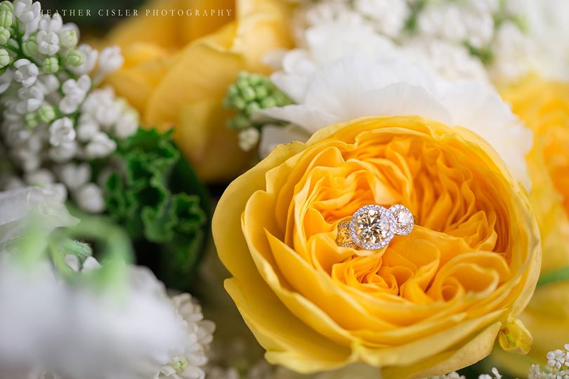 Yellow Wedding Flowers | The Day's Design | Heather Cisler Photography