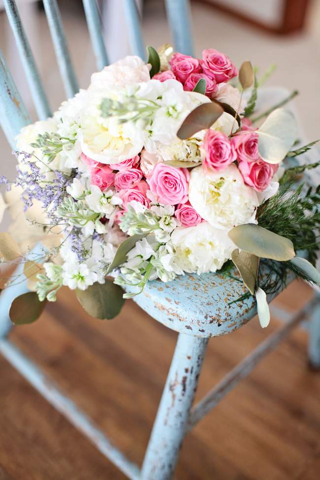 Gold, Aqua and Pink bouquet | The Day's Design | Ashley Slater Photography