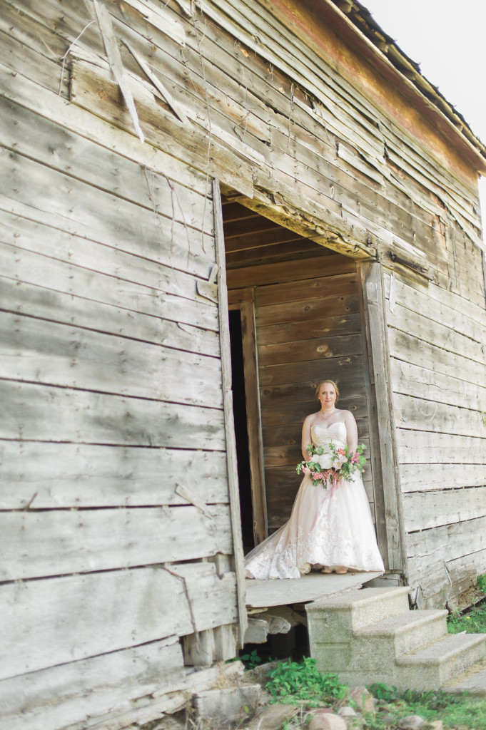 Rustic Wedding | The Day's Design | Kelly Sweet Photography