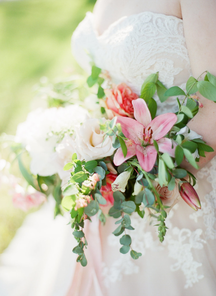 Lily Bridal Bouquet | The Day's Design | Kelly Sweet Photography