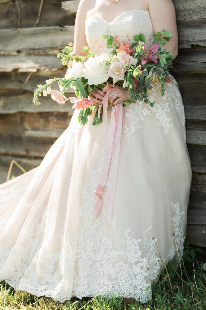 Spring Bridal Bouquet | The Day's Design | Kelly Sweet Photography