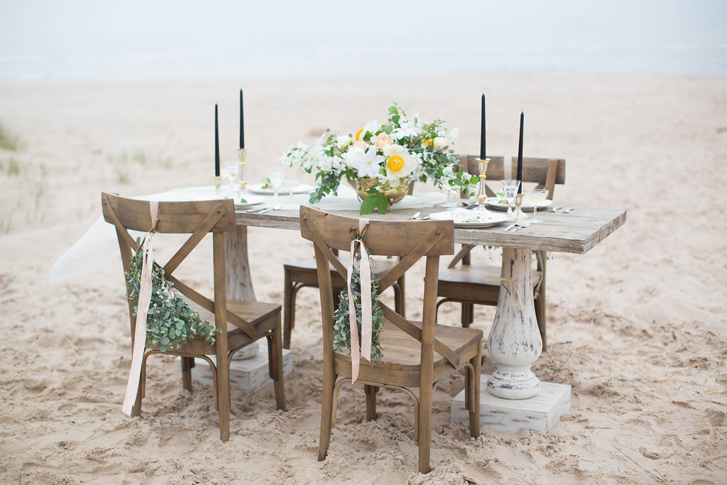 Beach Wedding | The Day's Design | Ashely Slater Photography