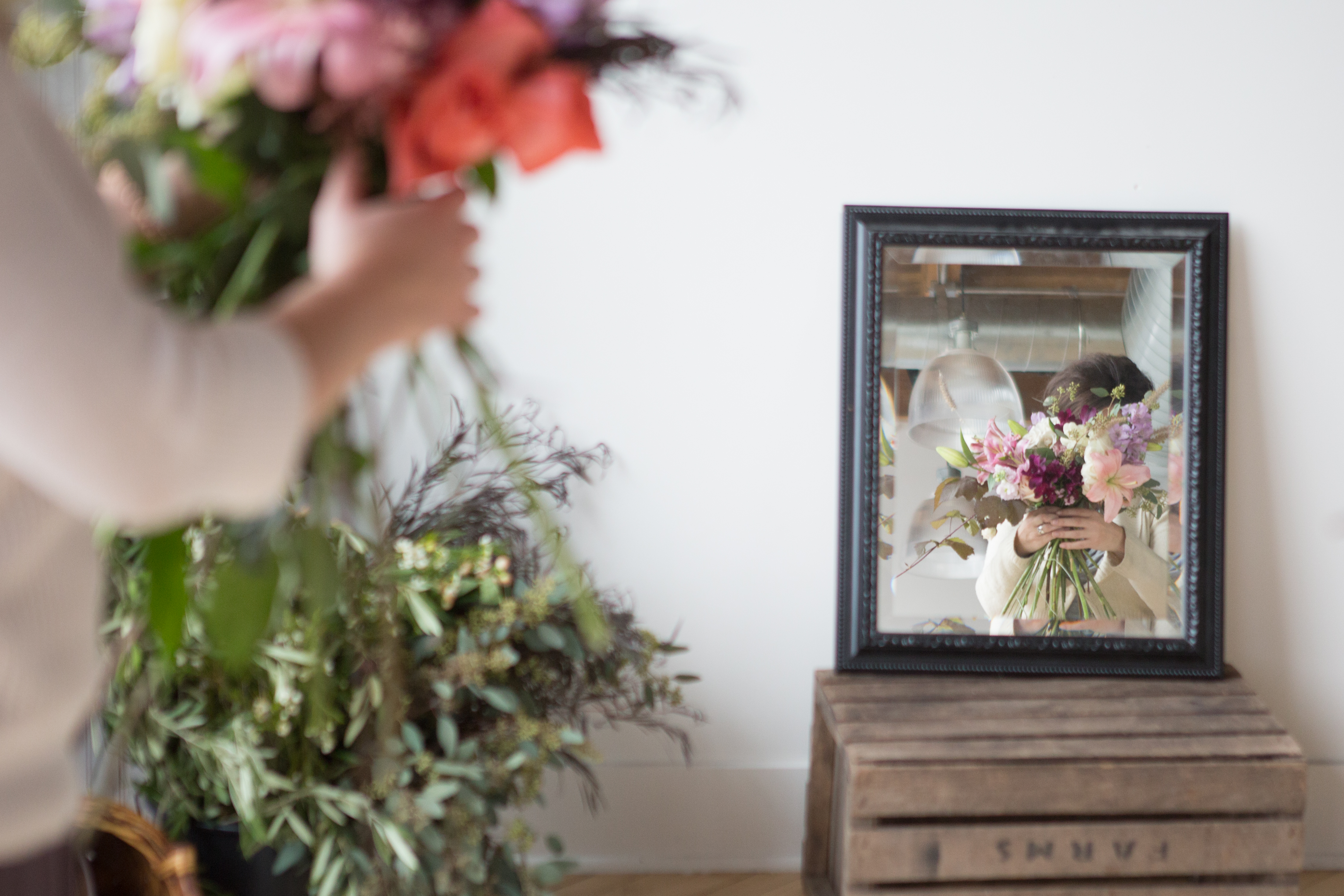 Building a Bridal Bouquet | The Day's Design | Helter Photography