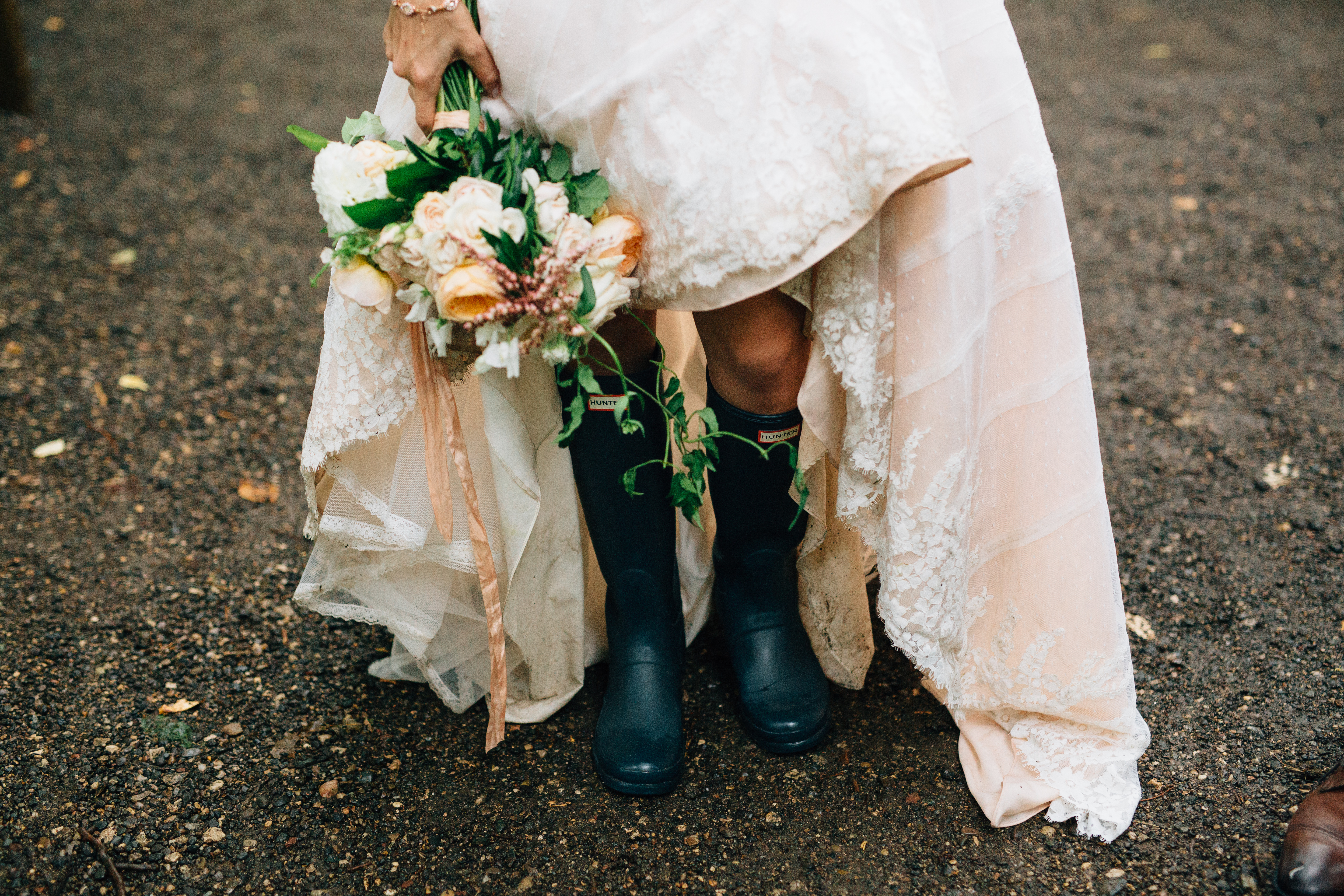 Grand Rapids Wedding | Rainy Wedding | The Day's Design | Jamie & Sarah Photography