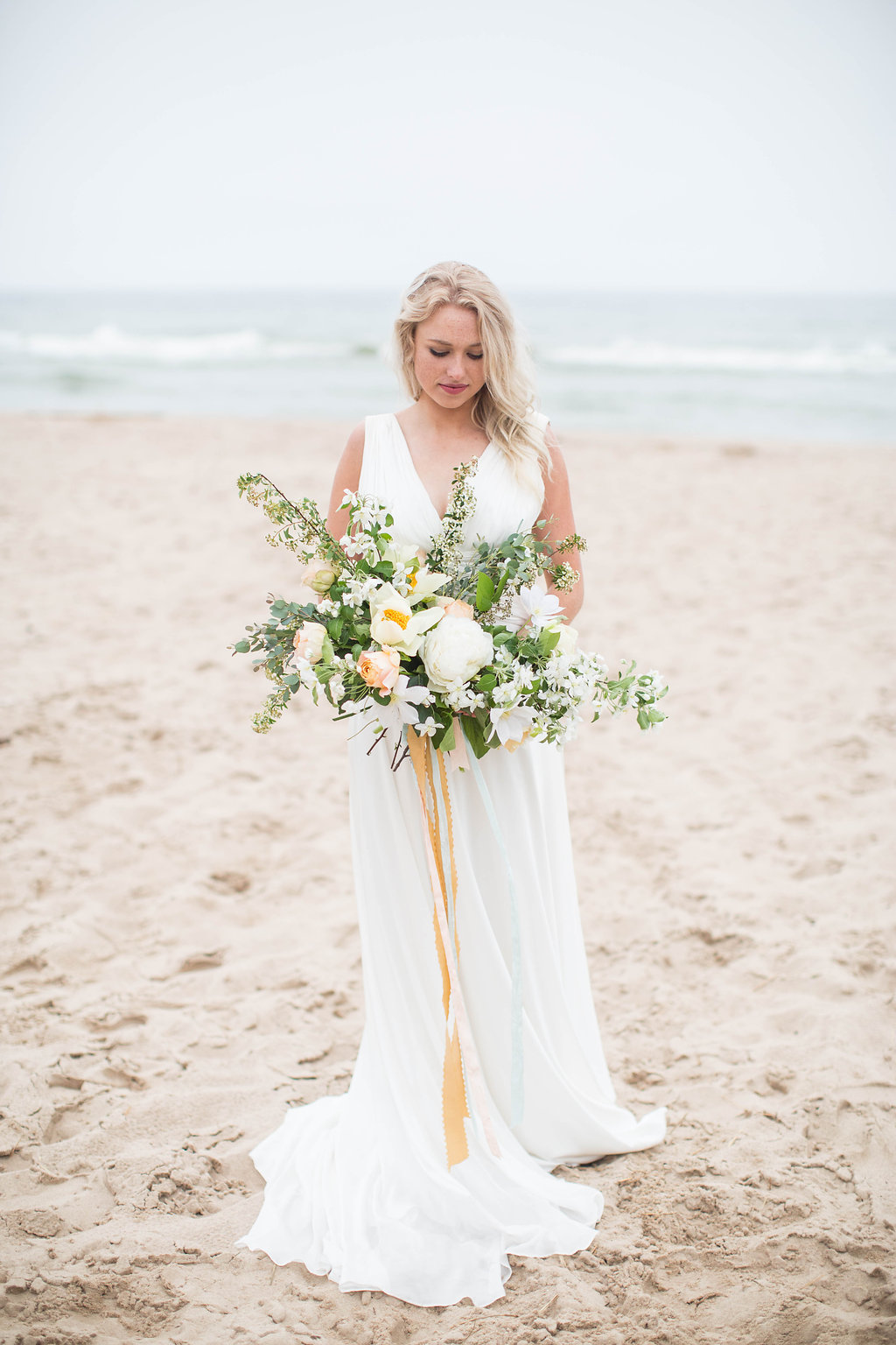 Spring Beach Bouquet | The Day's Design | Ashley Slater Photography