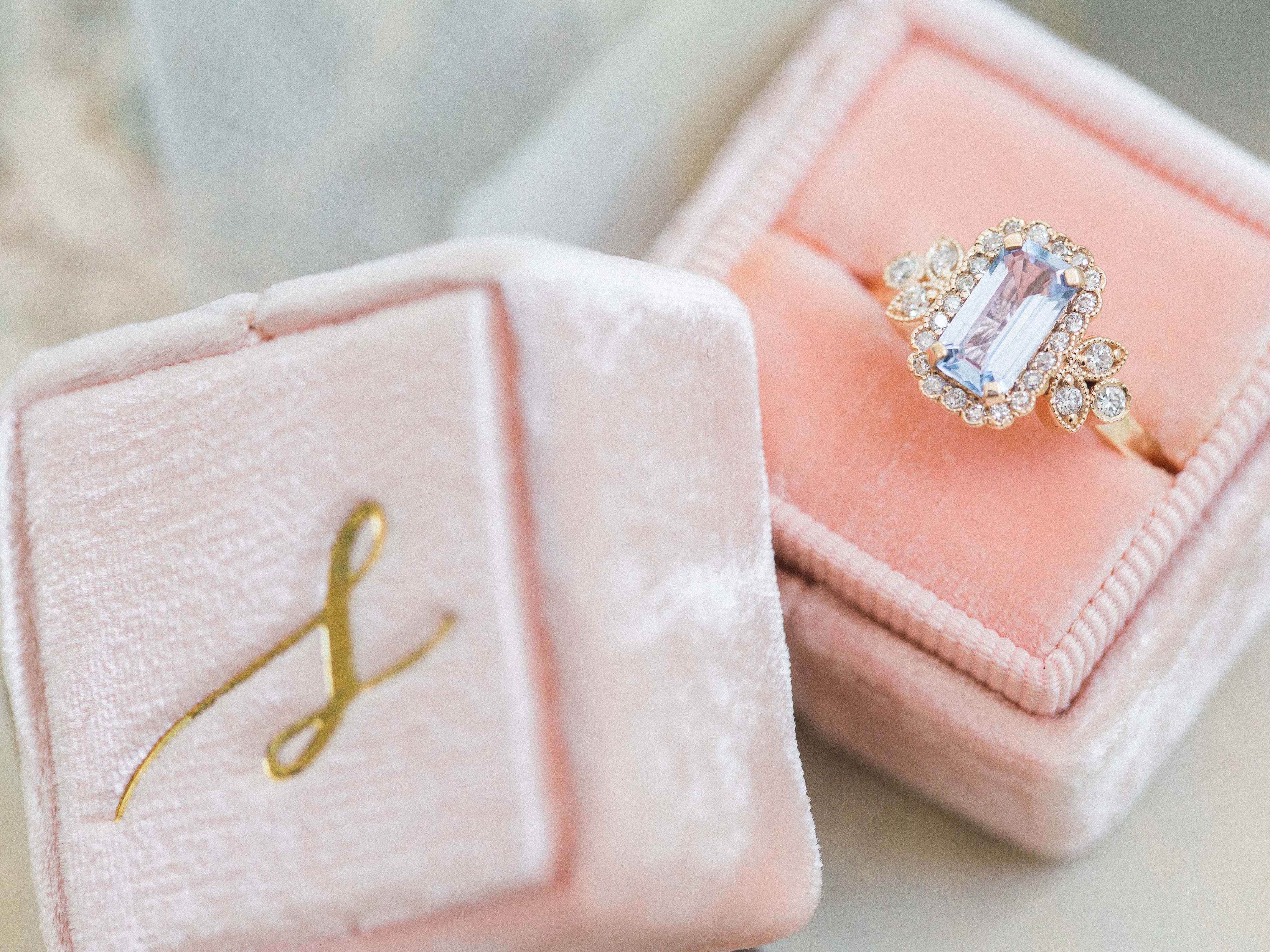 Penibelle Engagement Ring | Holland Michigan Wedding | The Day's Design | Samantha James Photography