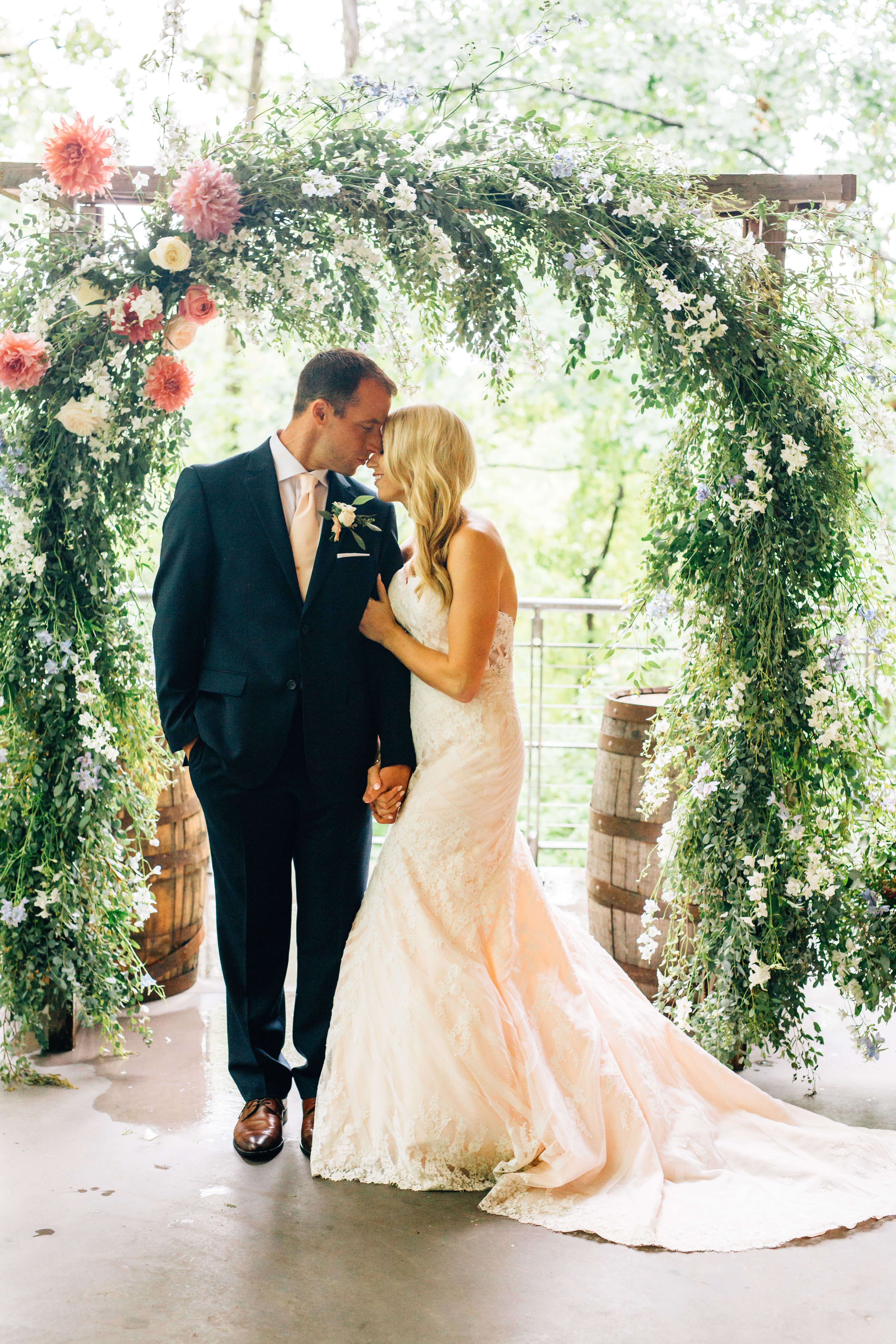 Grand Rapids Wedding Photographers | Jamie & Sarah Photography | The Day's Design | Zoo Wedding