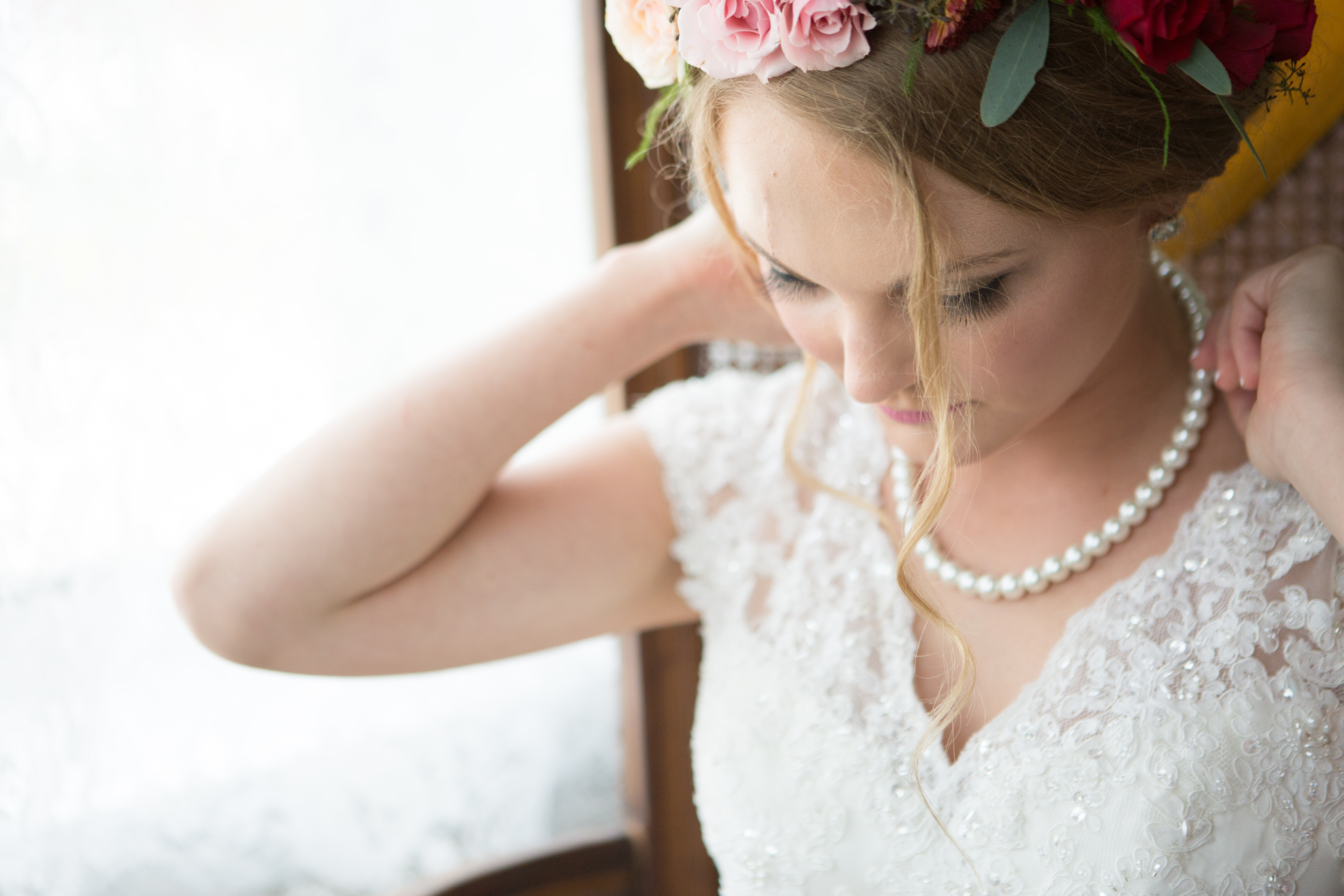 Pearl Wedding Necklace | The Day's Design | Hetler Photography