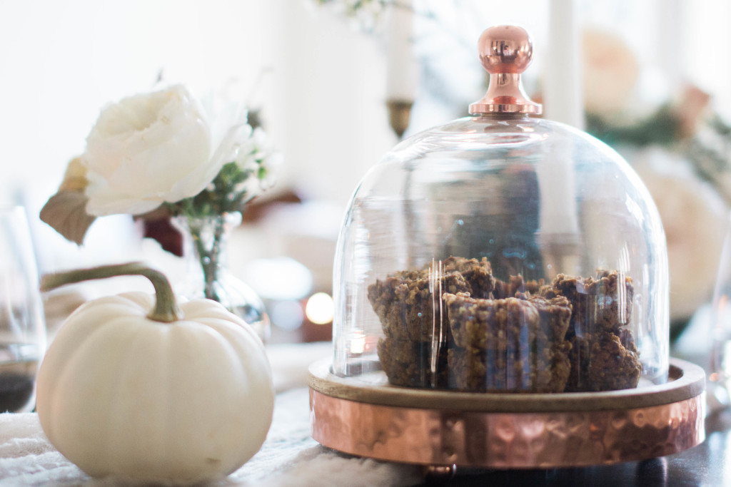 Holiday Table Decor | The Day's Design 
