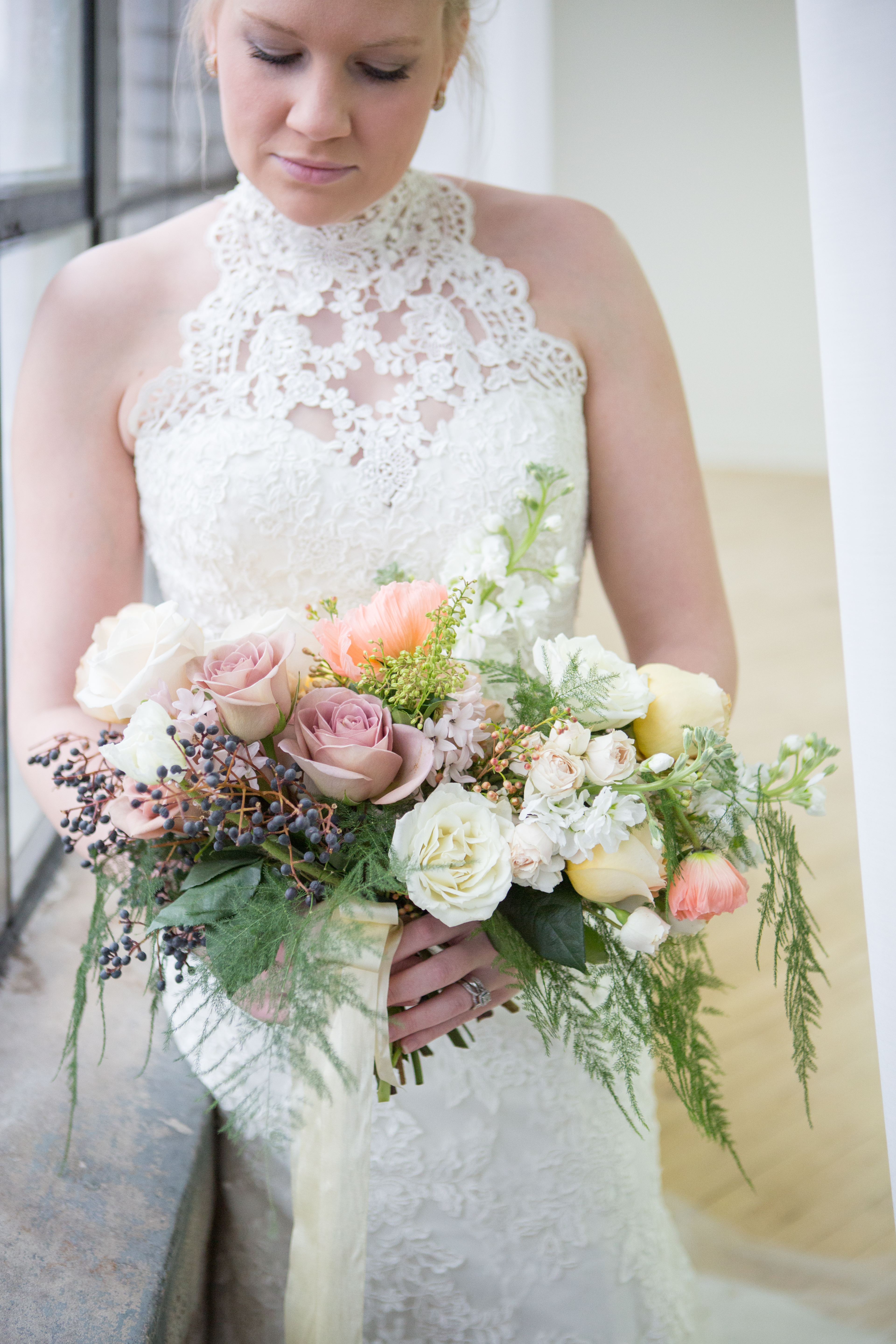 Winter Bridal Bouquet | The Day's Design | Hetler Photography