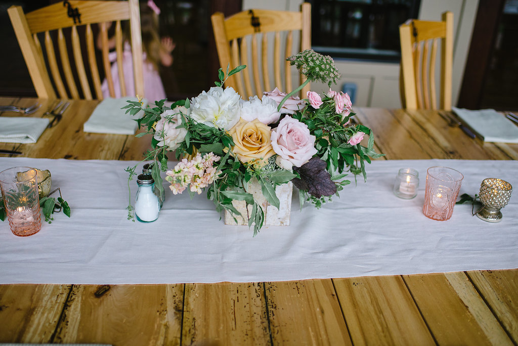 Rustic Wedding | The Day's Design | Emilee Mae Photography
