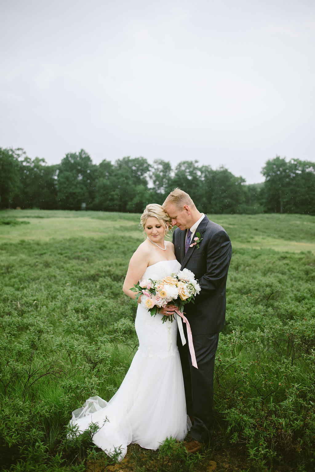 Big Rapids Wedding | The Day's Design | Emilee Mae Photography