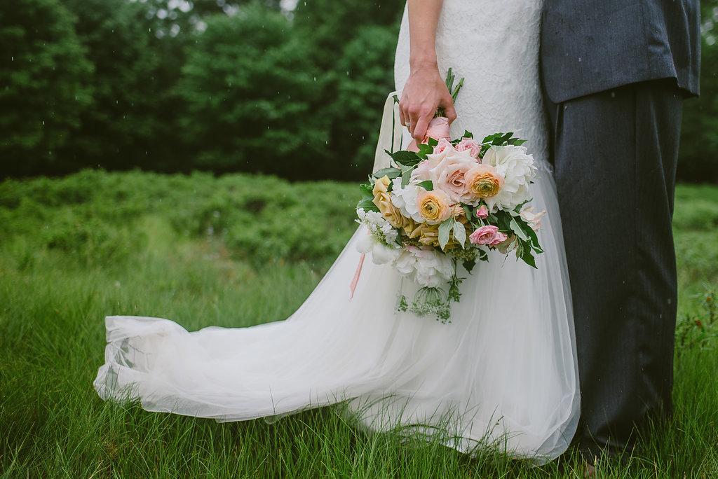 Blush Bridal Bouquet | The Day's Design | Emilee Mae Photography