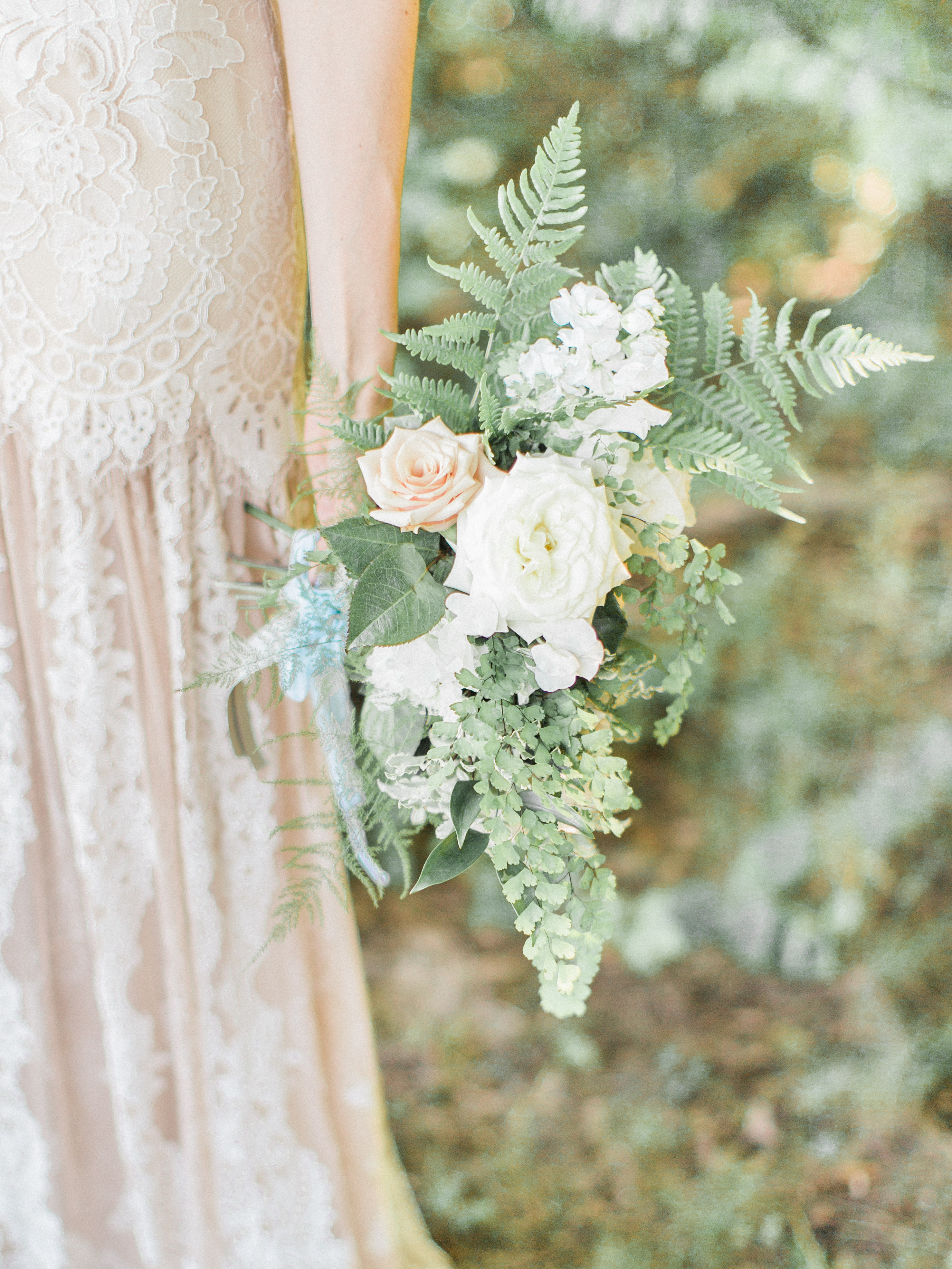 Bridesmaids Bouquet | The Day's Design | Samantha James Photography
