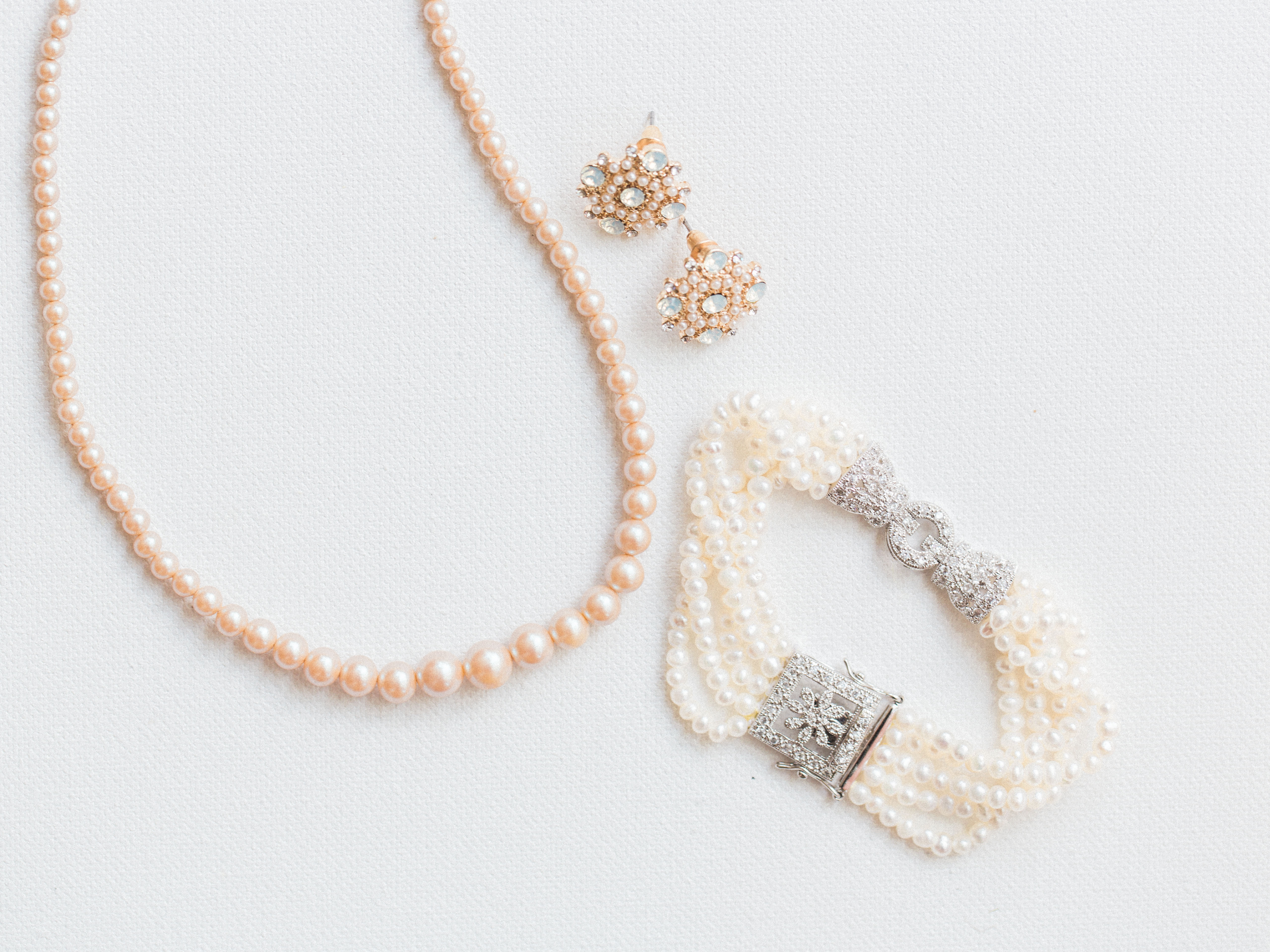 Pearl Wedding Jewelry | The Day's Design | Samantha James Photogrpahy