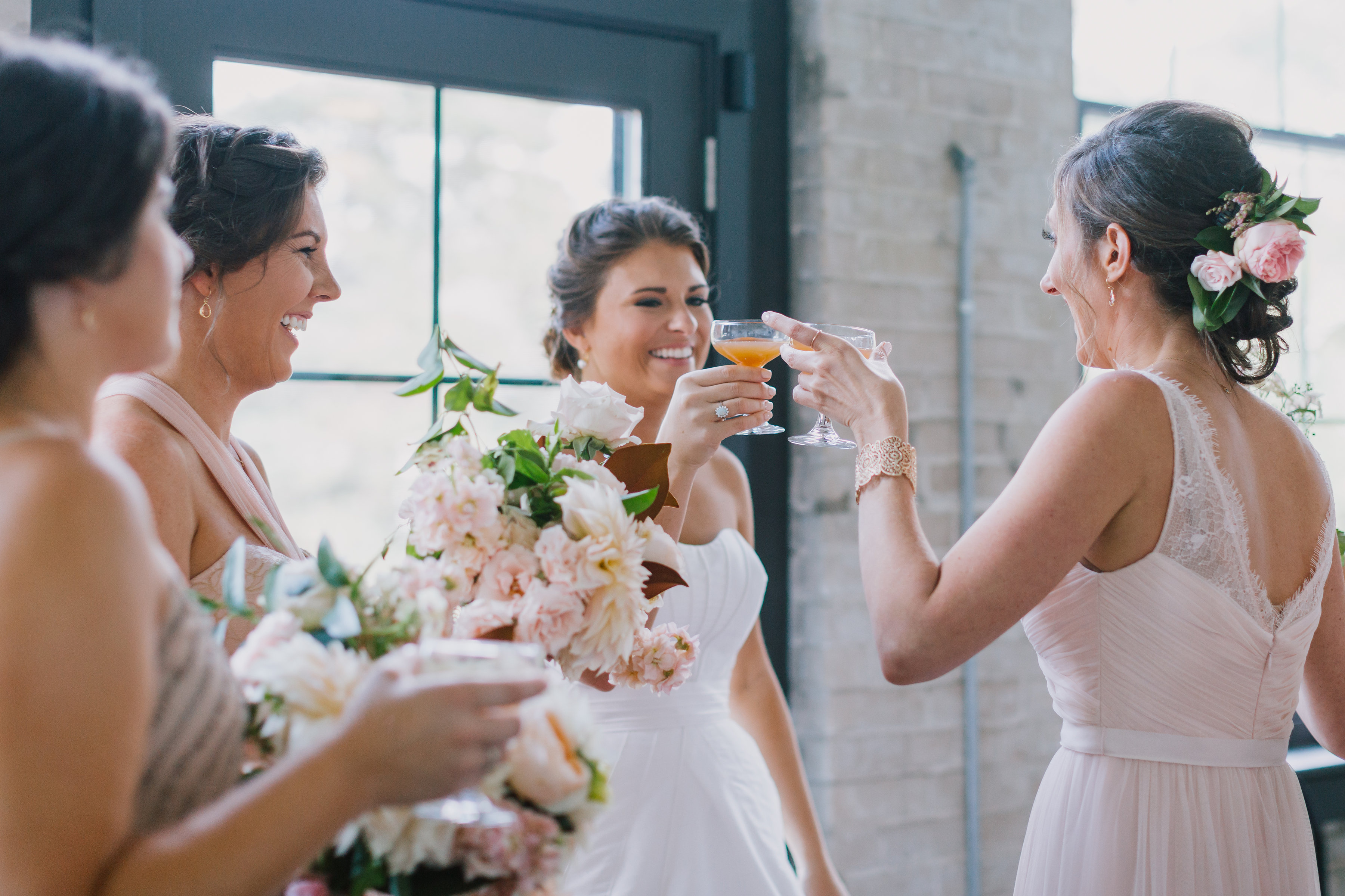 Champagne Wedding | The Day's Design | Katie Grace Photography