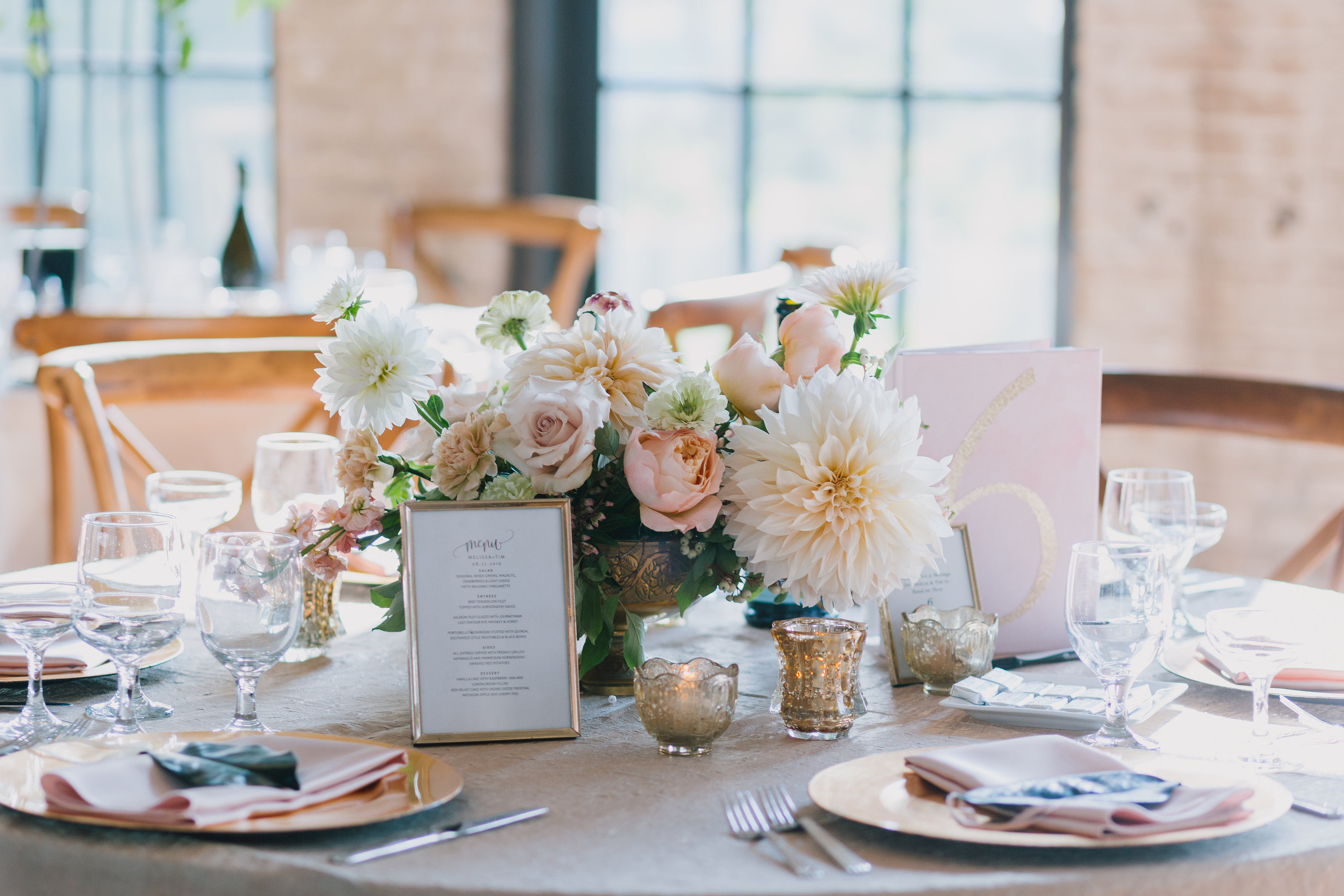 Blush and Gold Wedding | The Day's Design | Katie Grace Photography