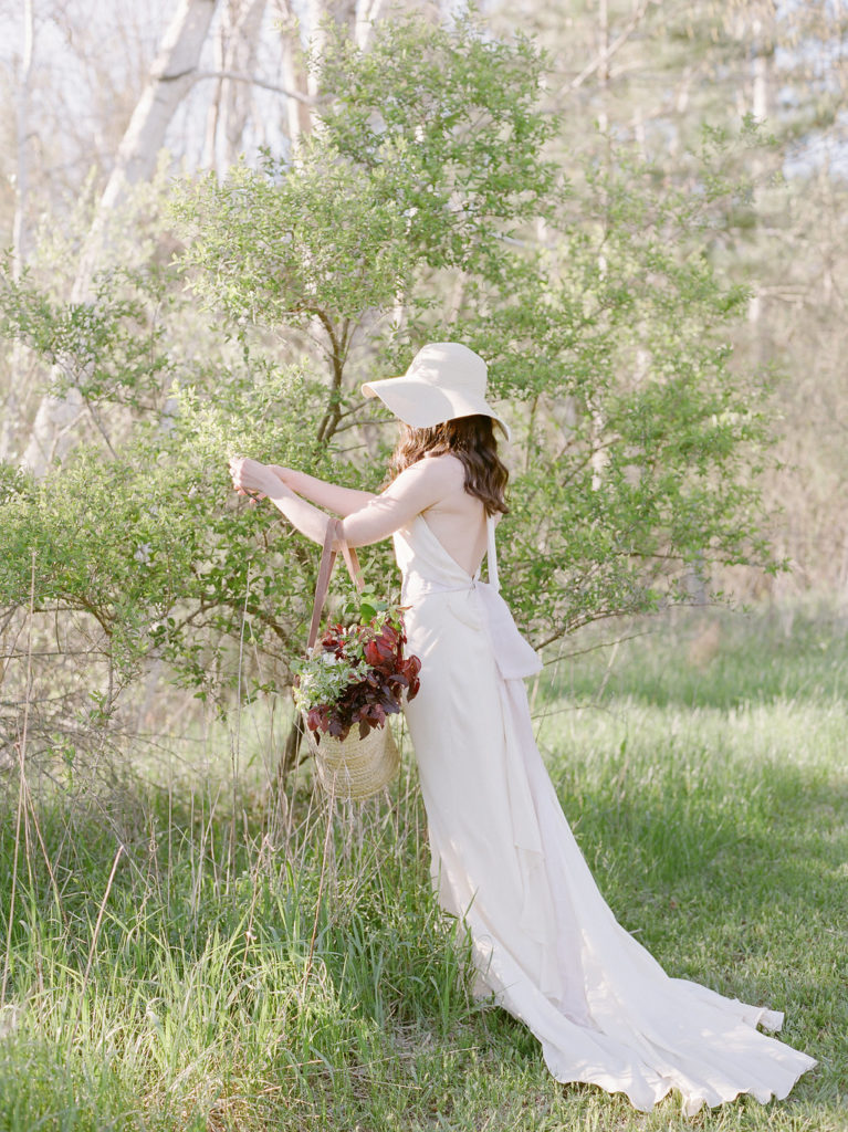 Spring Wedding Ideas | The Day's Design | Kelly Sweet Photography